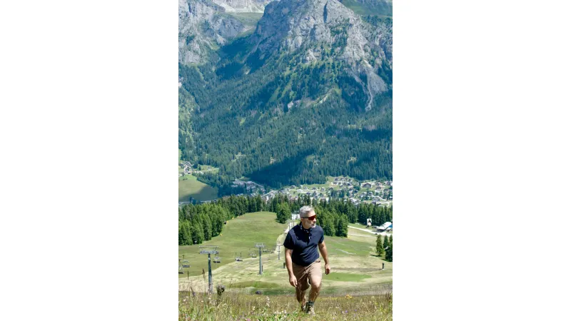 Wege zwischen Panoramen und Dolomitenlandschaft