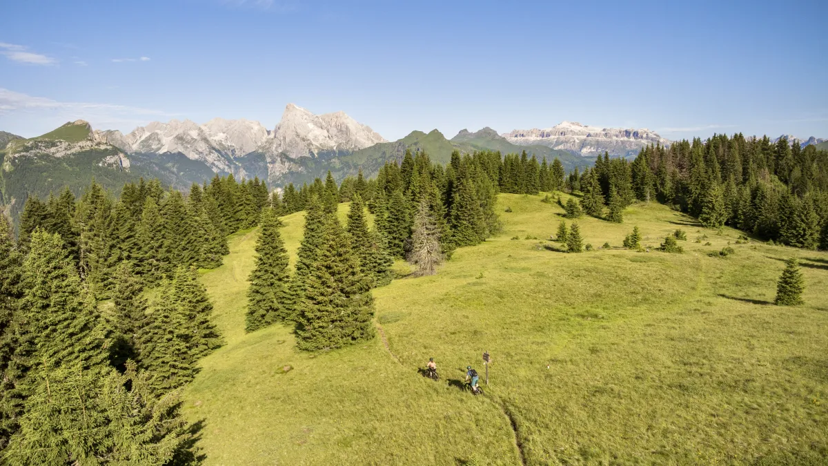 Zwischen Hütten, Wäldern und Panoramen unterwegs